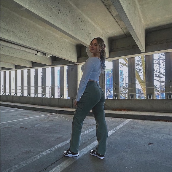 • meet your seller • - Picture 2 of 4